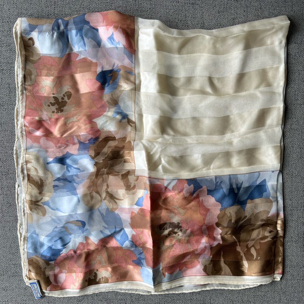 Yves Saint Laurent Japan exclusive floral silk scarf 90cm - Picture 3 of 7